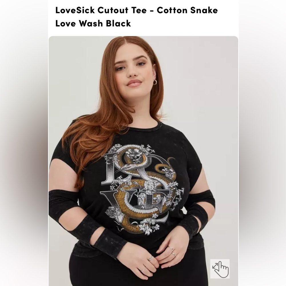 Torrid Graphic Tee - Size 3